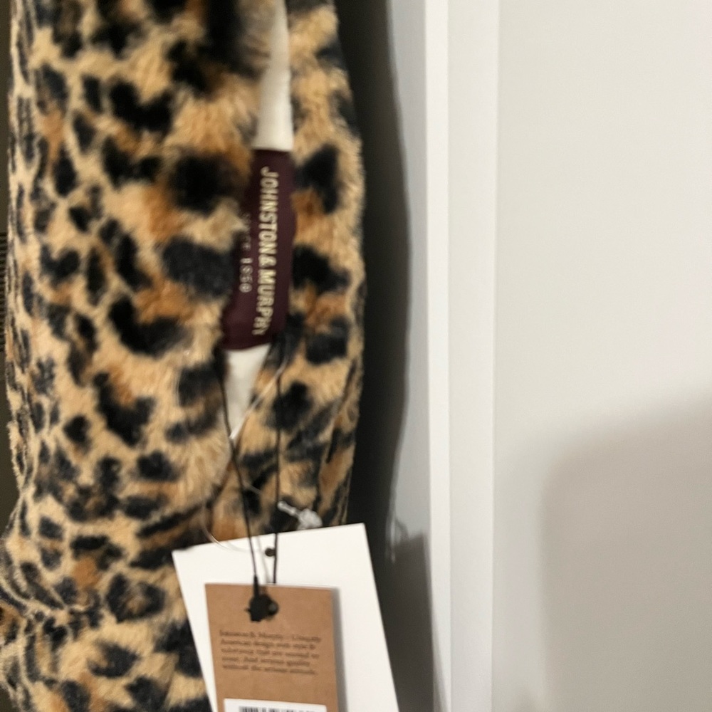 Reversible Animal-Print Faux-Fur/Sherpa Vest - Picture 3 of 3